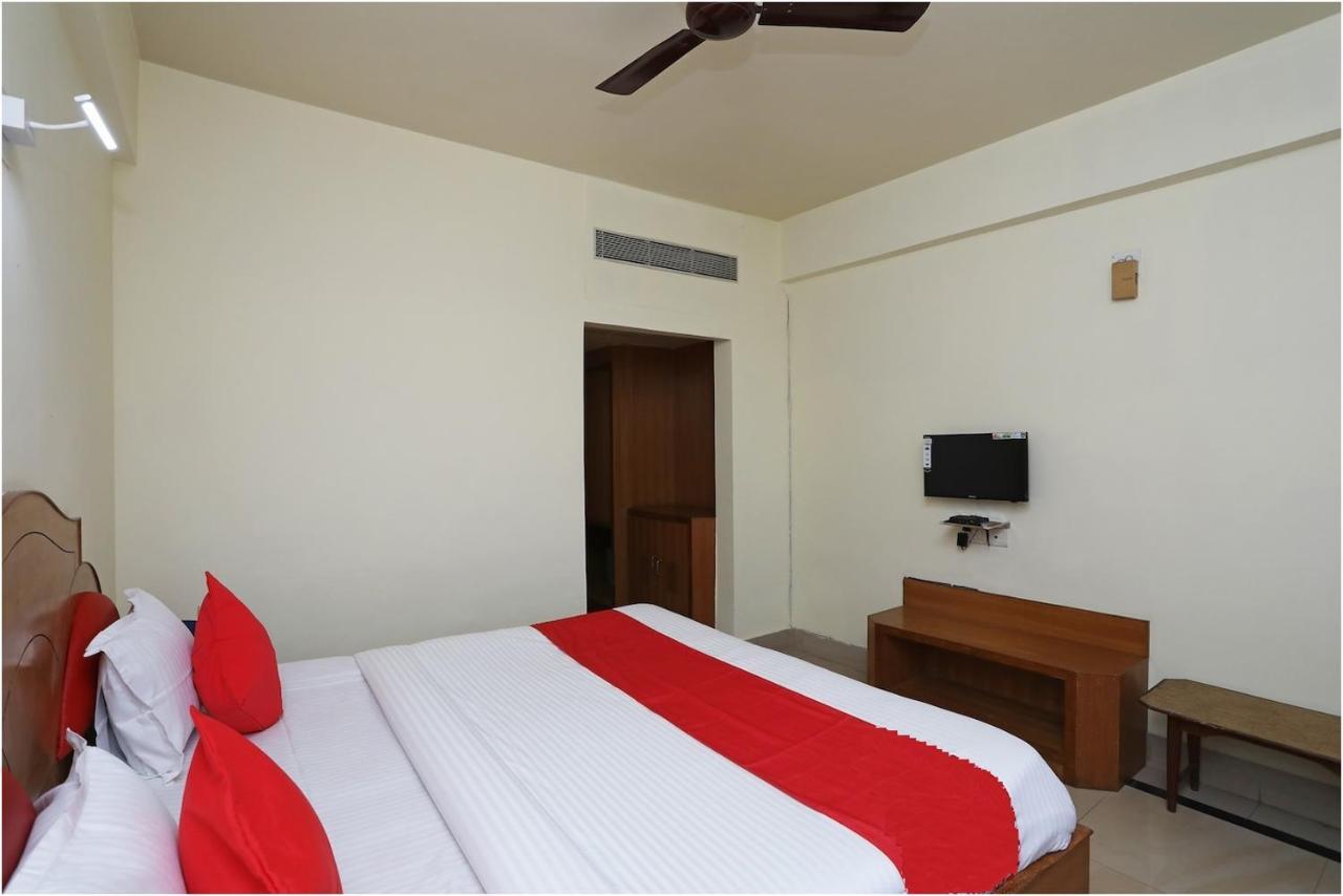 Hotel Keshari Bhubaneswar Exterior foto